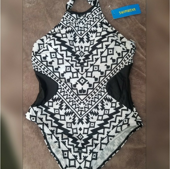 ❣ ONE PIECE BATHING SUIT❣ Aztec print NWT - Picture 1 of 7